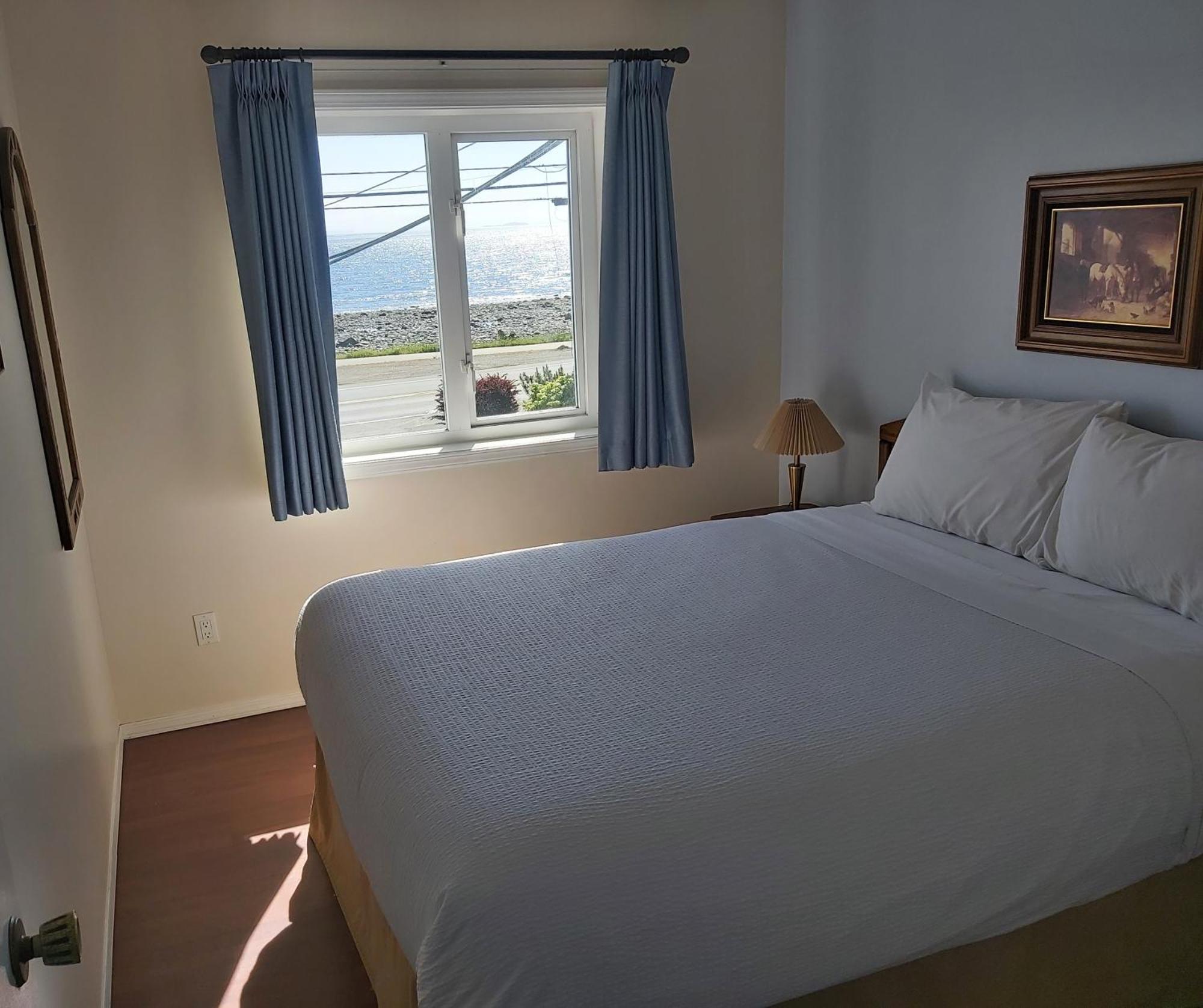 Heron'S Landing Hotel Campbell River Exterior photo