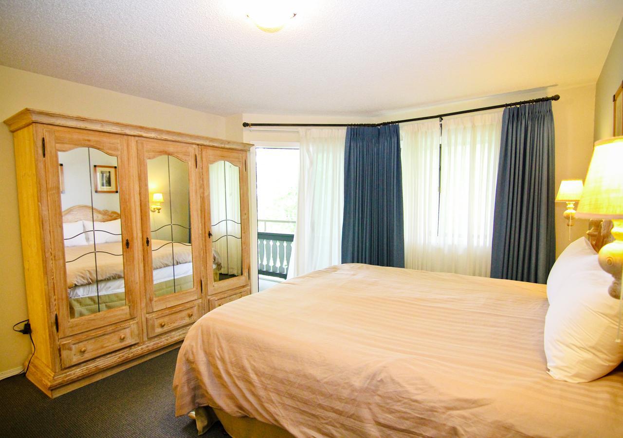 Heron'S Landing Hotel Campbell River Exterior photo
